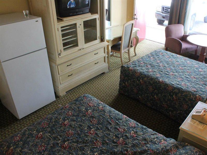 Sun Inn And Suites 基西米 外观 照片
