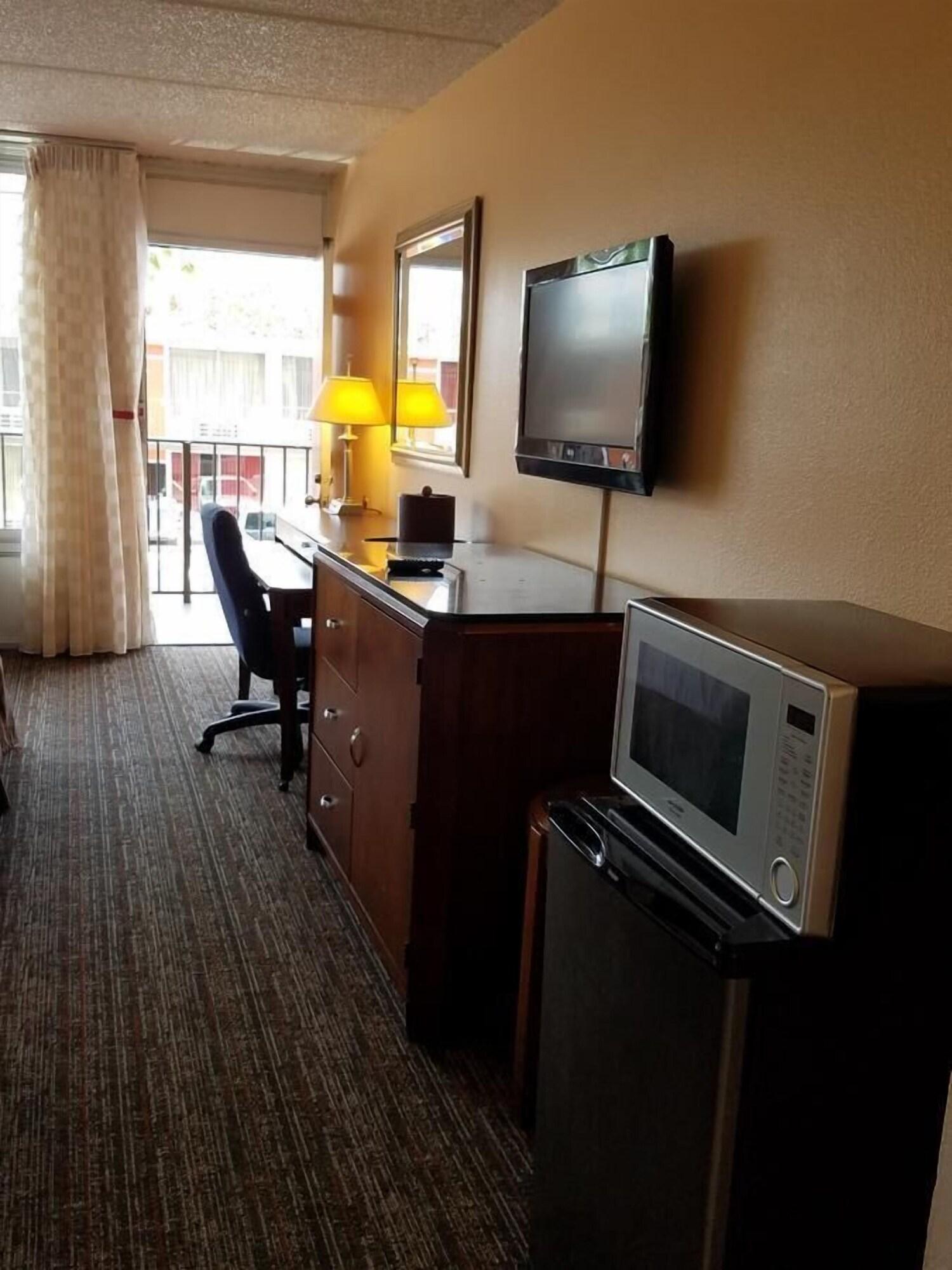 Sun Inn And Suites 基西米 外观 照片