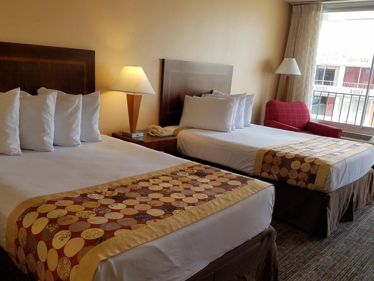 Sun Inn And Suites 基西米 外观 照片